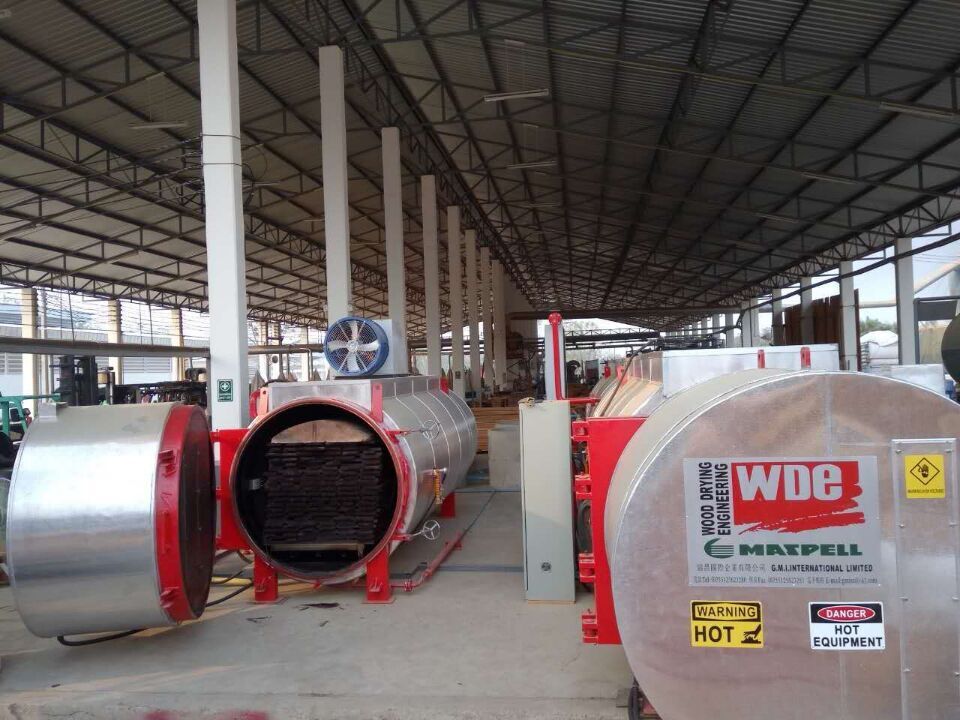 這是我們為泰國政府一項工程提供的 2 臺干燥設備，目前已經安裝、調試完畢，設備已投入運行