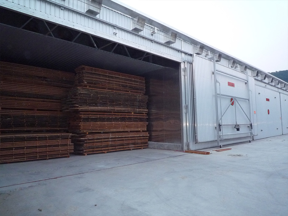 廣東中山 10臺 105 m3 傳統干燥設備